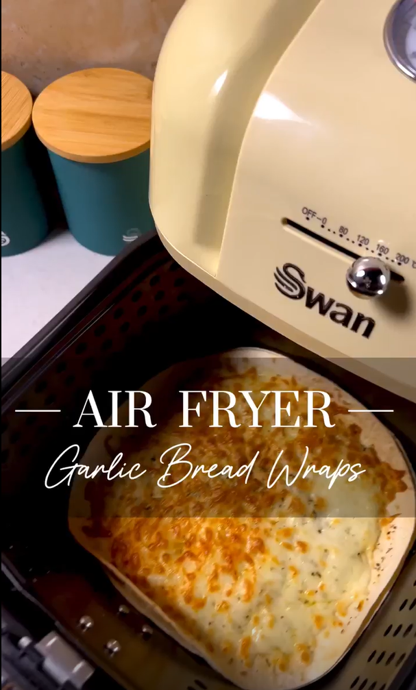 Cheesy garlic bread wraps