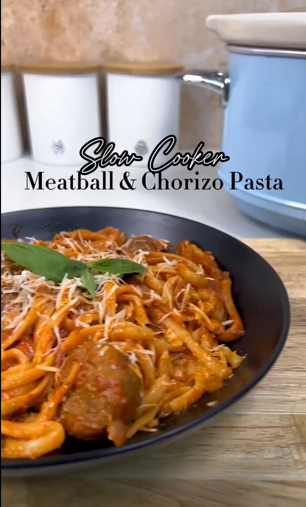 Slow cooker meatballs & chorizo pasta